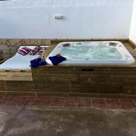 La Mar * Punta Mujeres